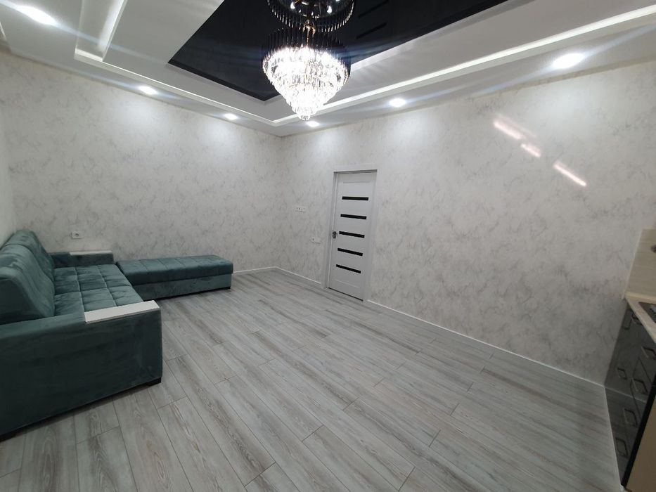 Срочно продаётся 2 комнатная квартира в центре города