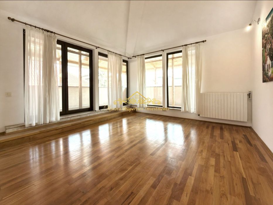 Vila 8 camere Cotroceni - Romniceanu - Panduri, curte proprie