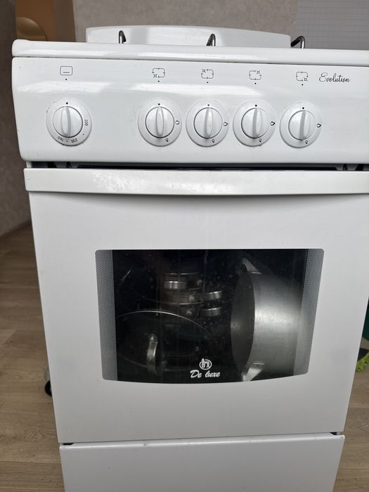 Продам газовую плиту