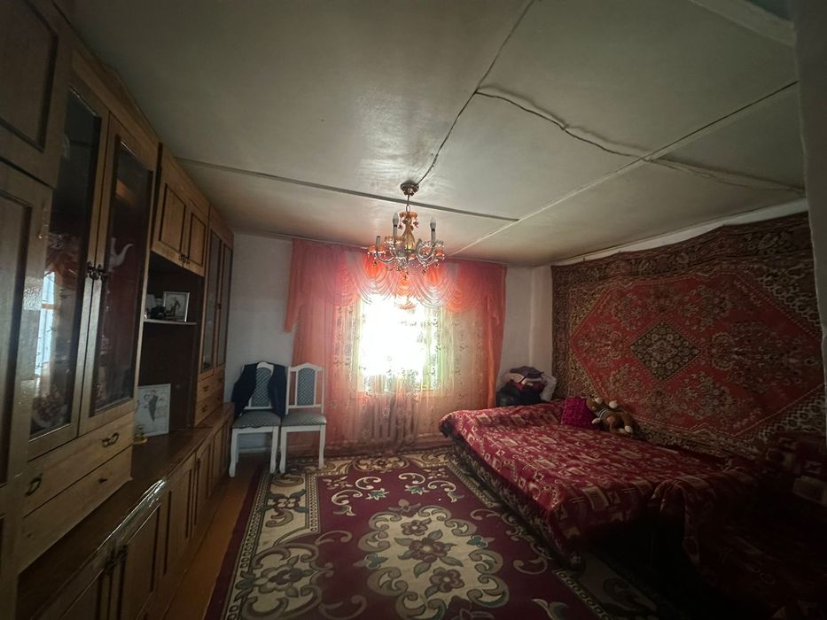 Үй сатылады 4 бөлмелі