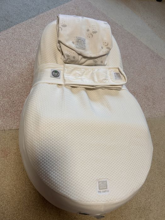 Cocoonababy Red Castle, ергономично гнездо за бебе