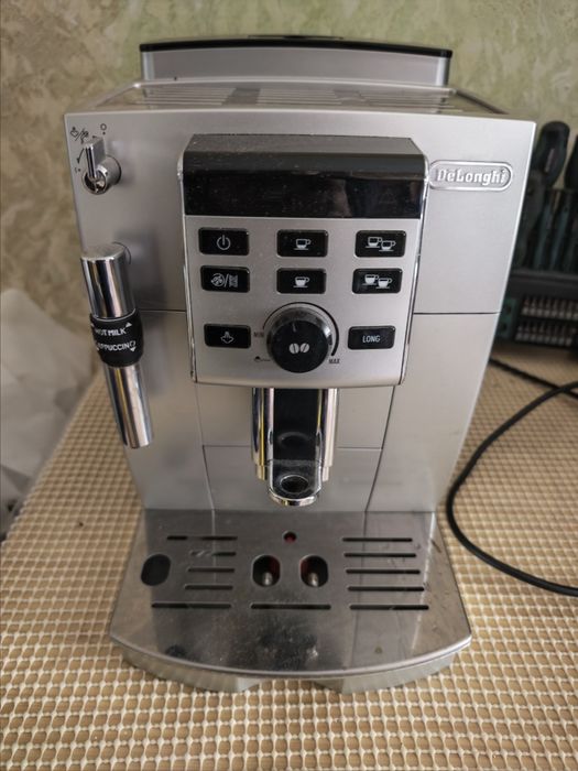 Delonghi ECAM 25.120.SB magnifica S