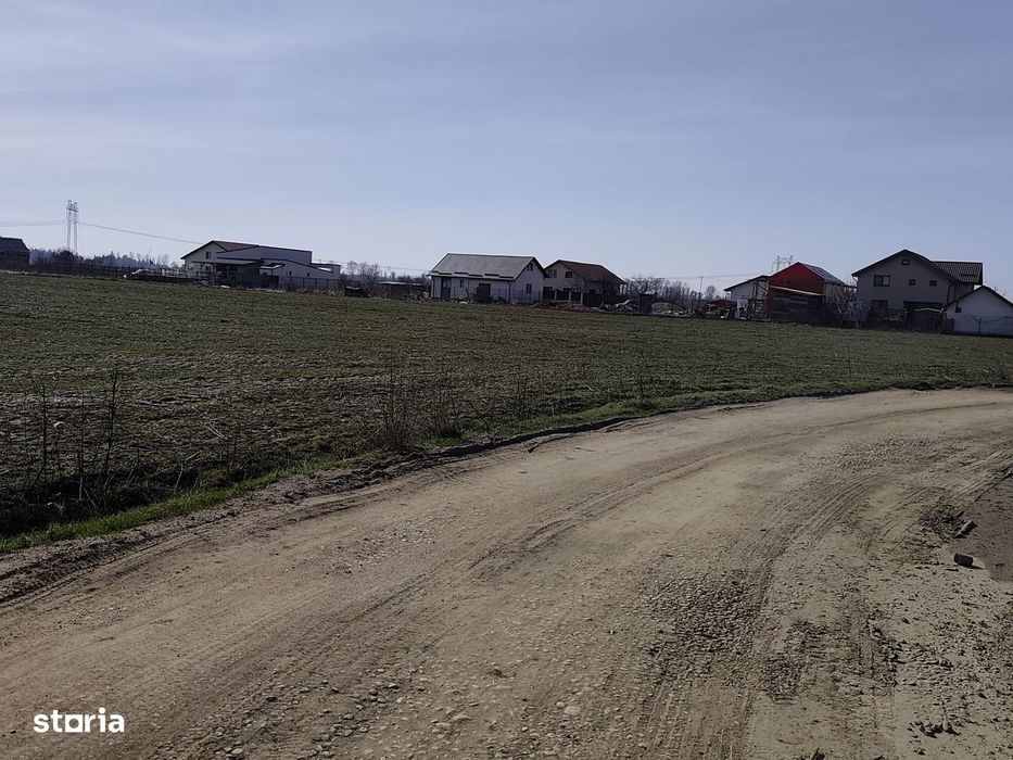 FARA COMISIOANE in Sabareni teren in suprafata de 23200mp gaze curent