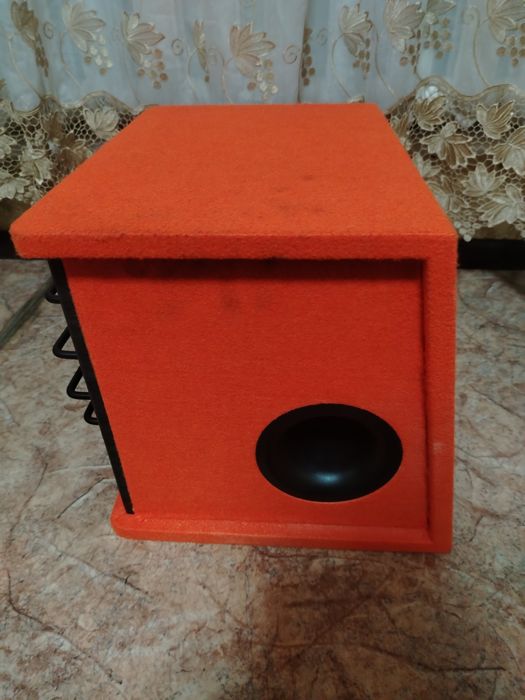 Продам сабвуфер автомобильный