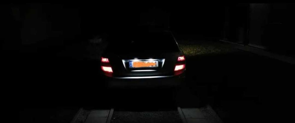 LED плафони за регистрационния номер на Мерцедес лед крушки