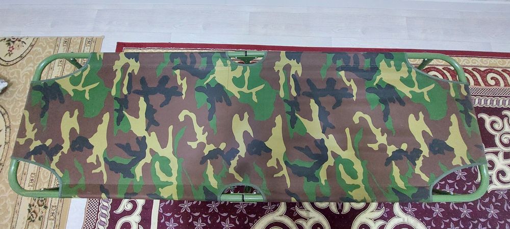 Раскладушка для отдыха для природы