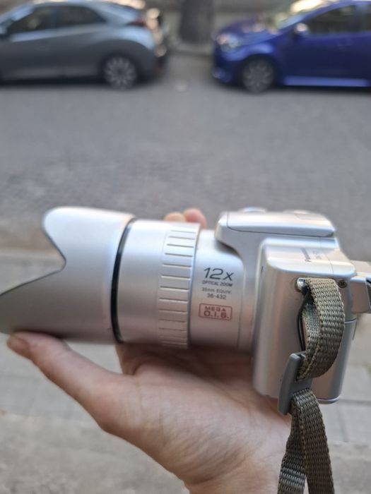 Дигитален фотоапарат PANASONIC LUMIX FZ5