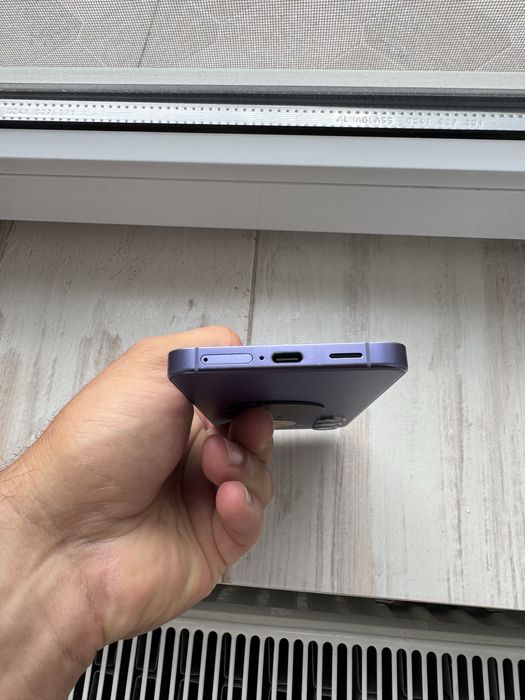 Samsung Galaxy S24 256GB Cobalt Violet