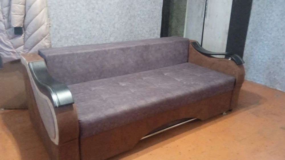Продам диван  и шкаф