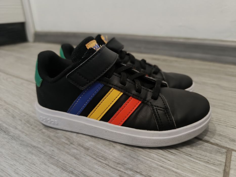 Детски маратонки Adidas Grand Court 2.0