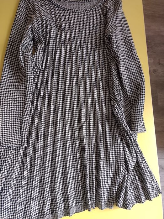 Продавам 5 рокли