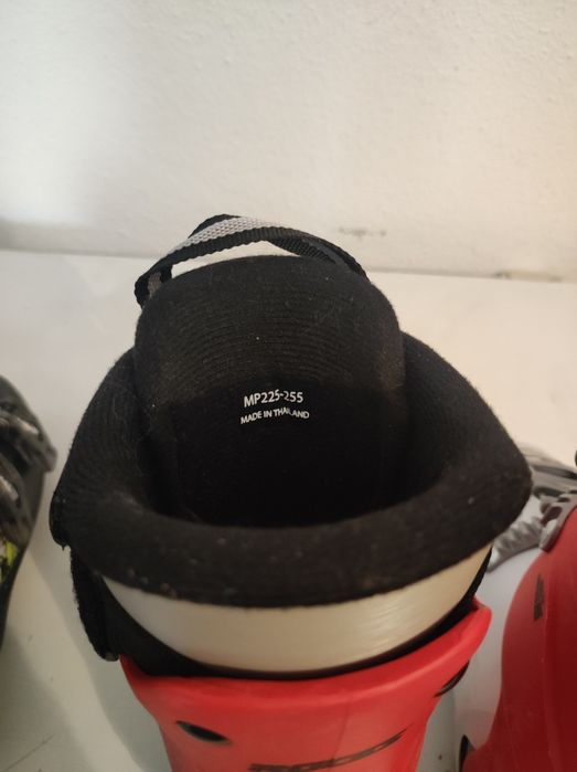 Vând clăpari copii reglabili 36-40 Roces Ideea