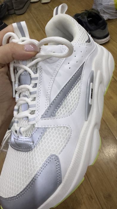 Кроссовки dior белые