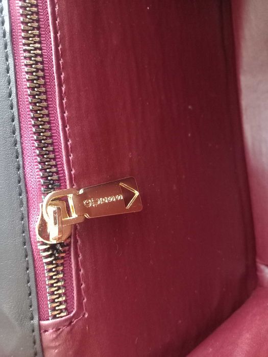 Guess - дамска чанта