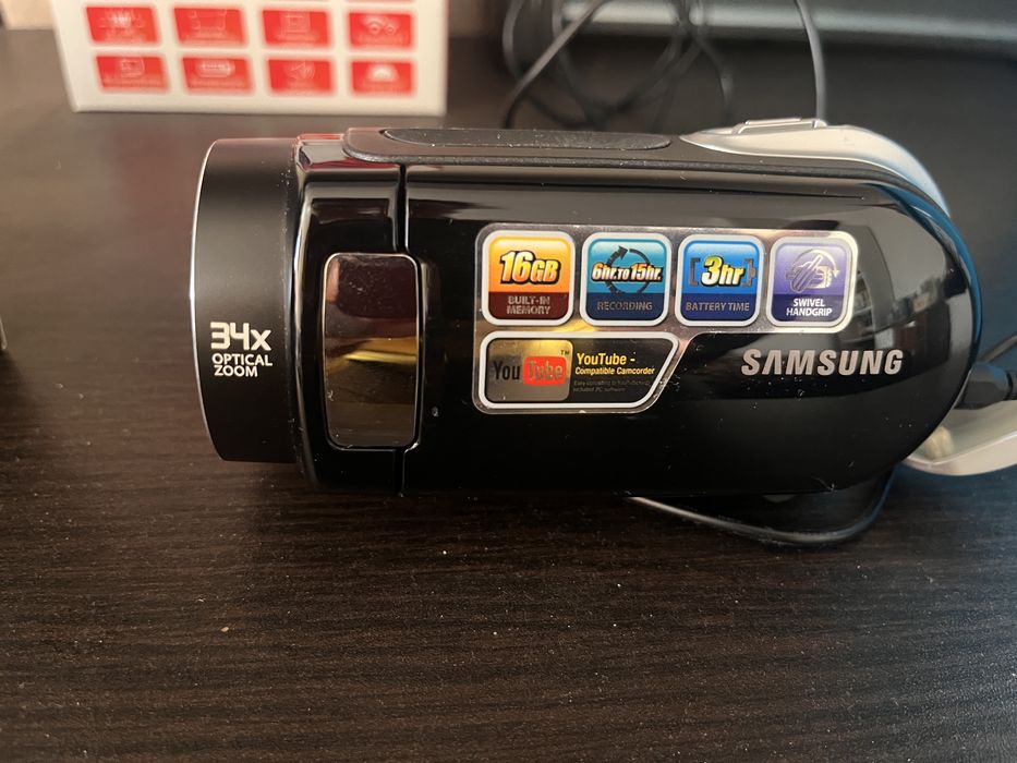 Samsung видеокамера - 16 GB, youtube compatable