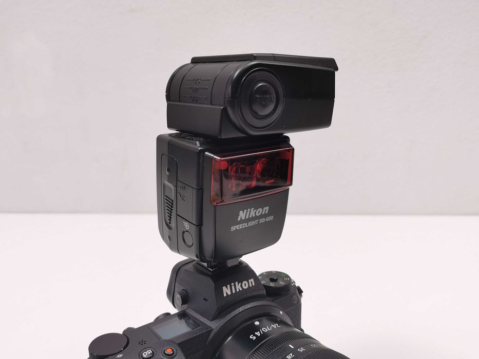 Nikon SpeedLight SB-600 светкавица за фотоапарат