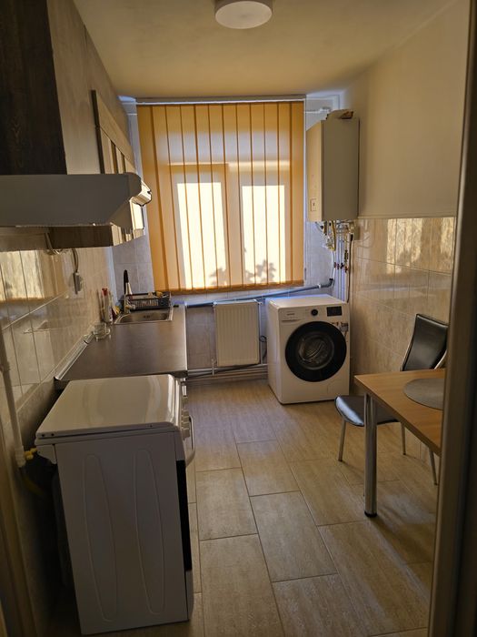 Inchiriez apartament 2 camere
