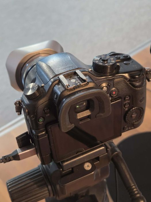 Panasonic GH 4, baterie, incarcator
