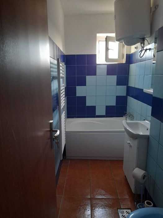 Apartament de închiriat