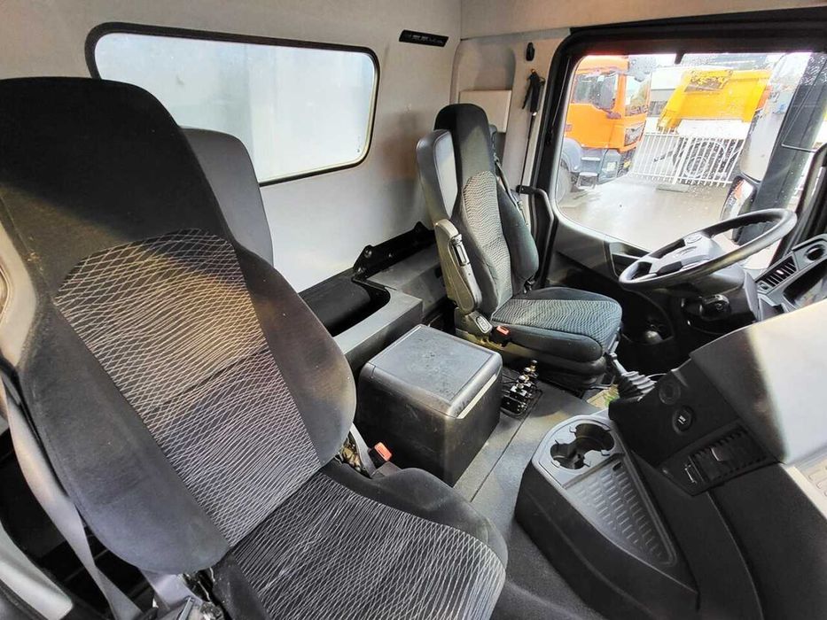 Самосвал  Mercedes Arocs 4151 8X4 CA85