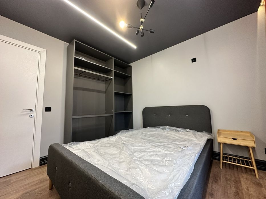 Продава се Двустаен апартамент в София, Красно село - 69 кв.м за 2537 €/кв.м - Снимка #5