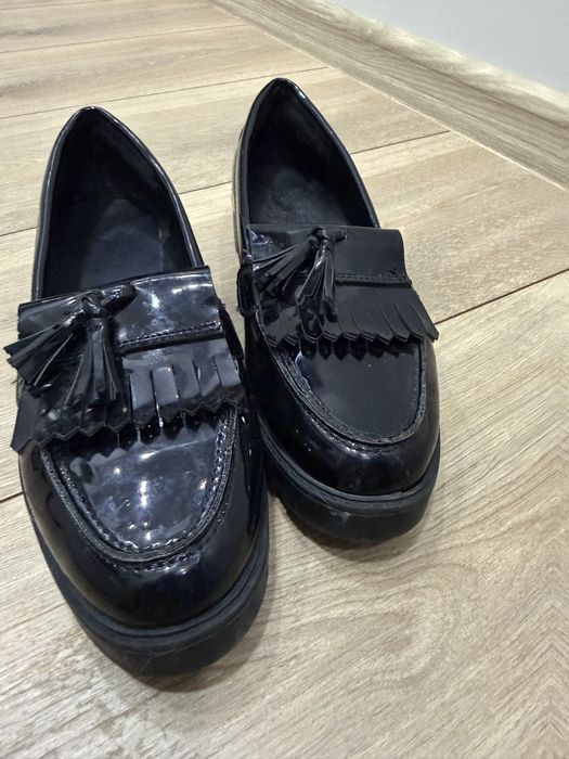 Много добри дански обувки New Look