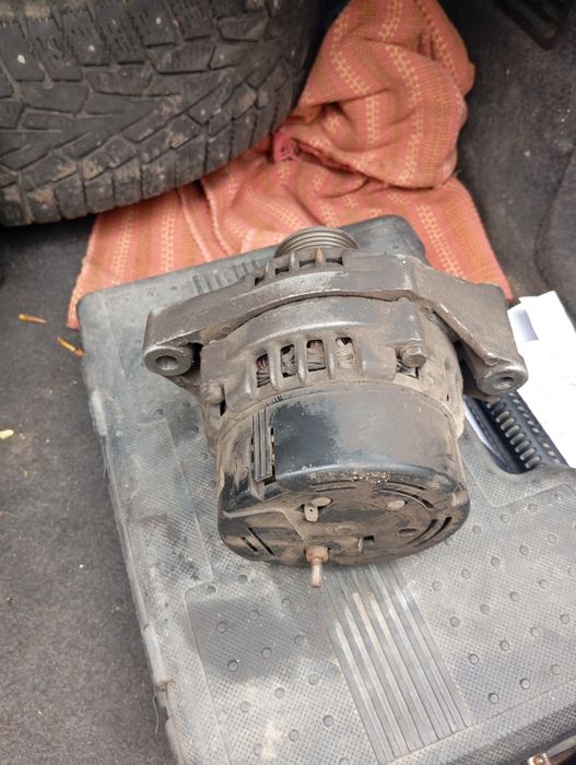 Продам генератор ваз