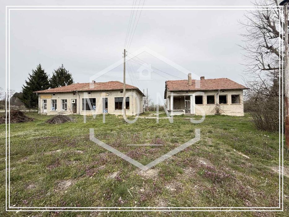 Парцел в Търговище, област-с.Ястребино площ 306 цена 40000