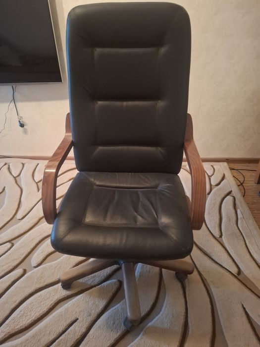 Кресло  для офиса и дома