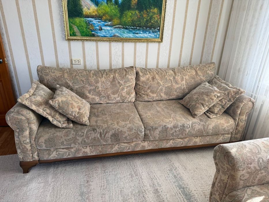 Продам    Диван