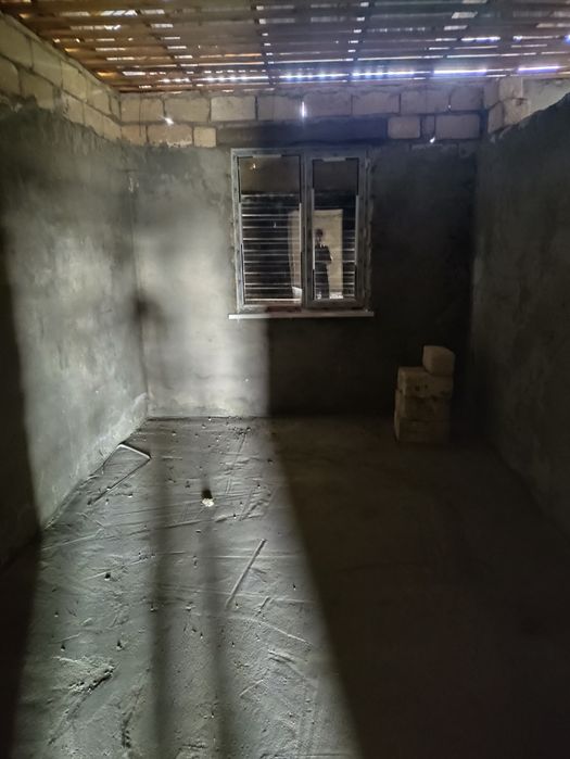 Бауйрластар 1 үй сатылады!