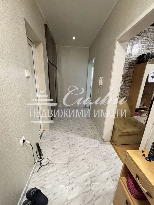 Дава се под наем Едностаен апартамент в Шумен, Боян Българанов 1 - 50 кв.м за 229.5 € - Снимка #5