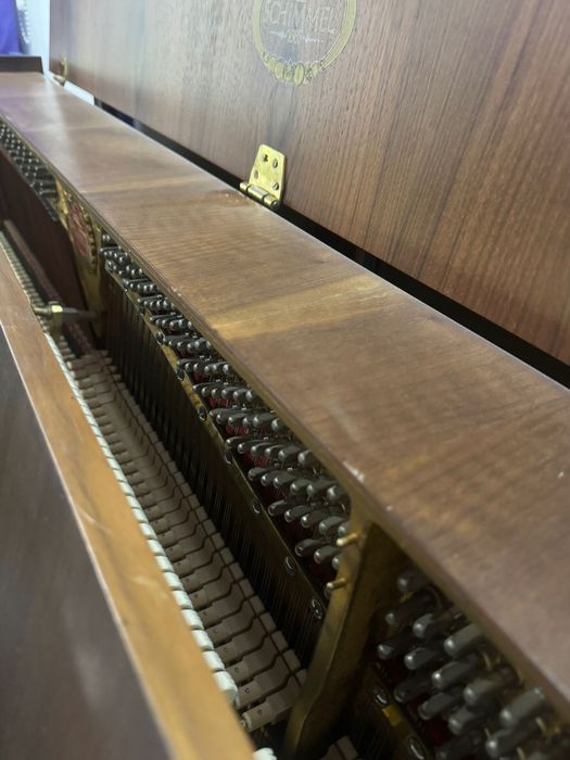 Vând pianină Schimmel Braunschweig