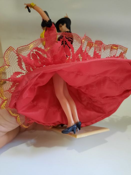 Dansatori spanioli..Lampa lui Aladin, cana cafea,,,pictate manual