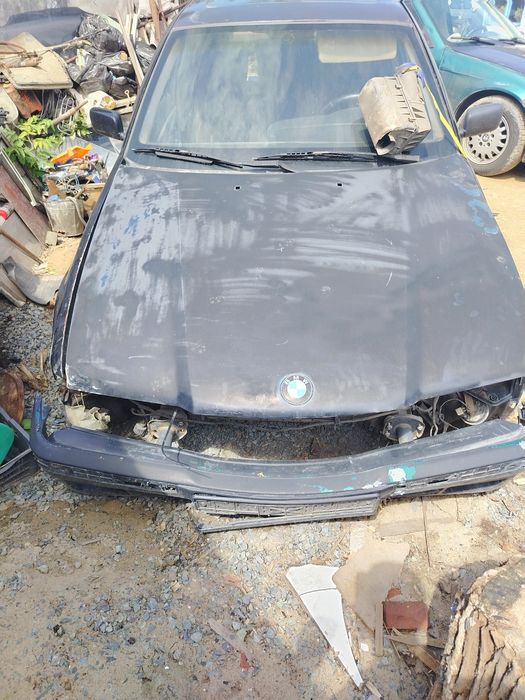 Продам по запчастям е36