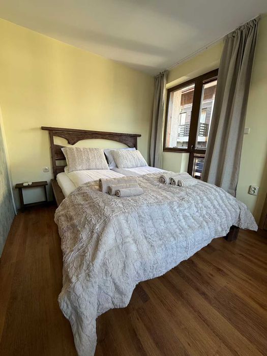 Тристаен апартамент под наем на 100 метра от ски лифта в Банско