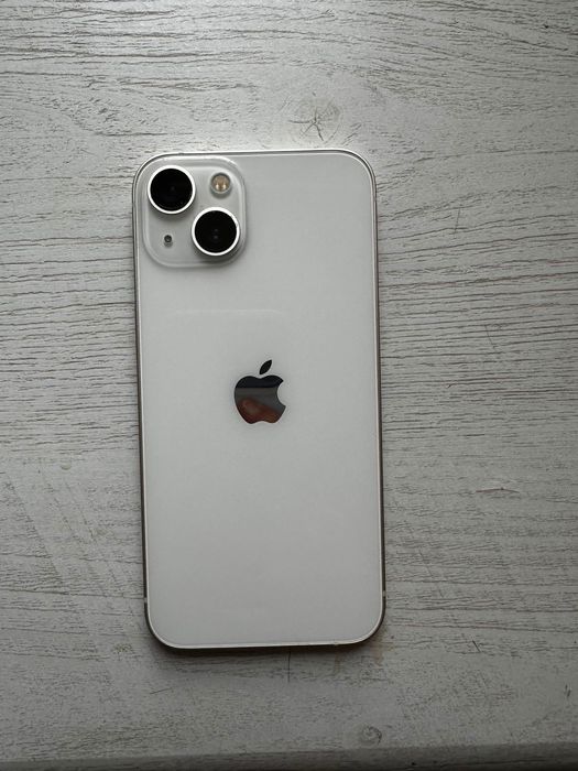 iPhone 13 бял 128MB