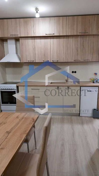 Дава се под наем Двустаен апартамент в Варна, Възраждане 1 - 60 кв.м за 408 € - Снимка #1