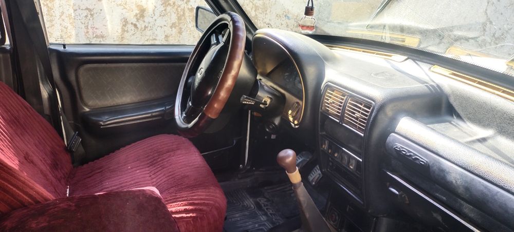Volga 3110 Sotiladi