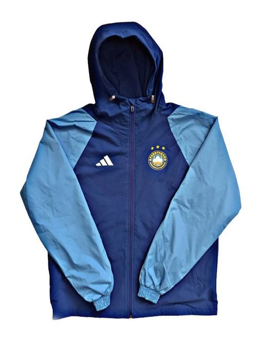Pakhtakor formalari sotuvda