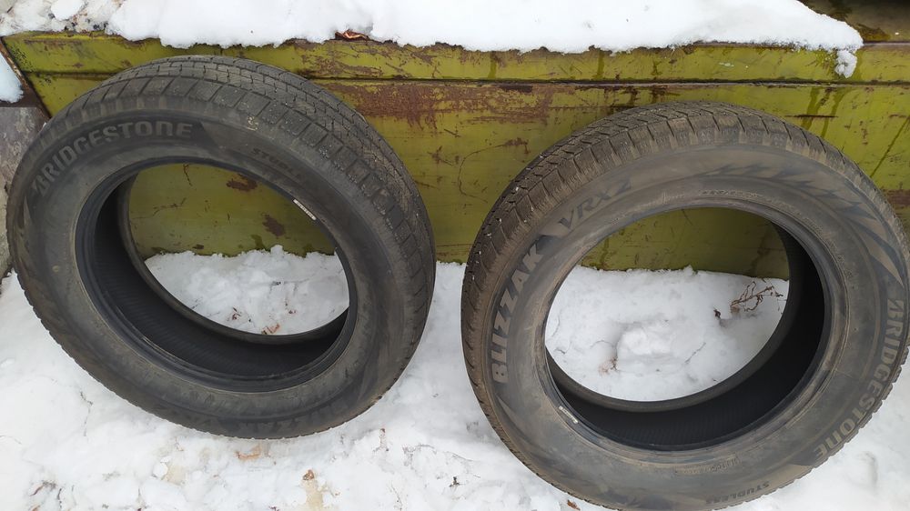 Шины зимние , R 17.