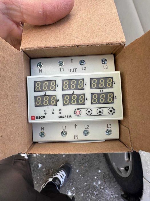 Продается Реле Напряжения