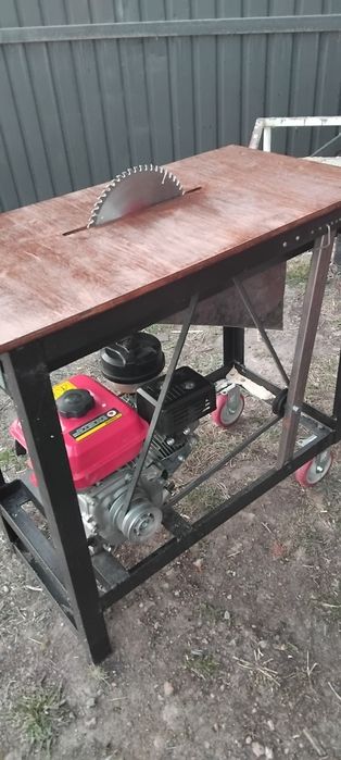 Циркулярка бензиновая.