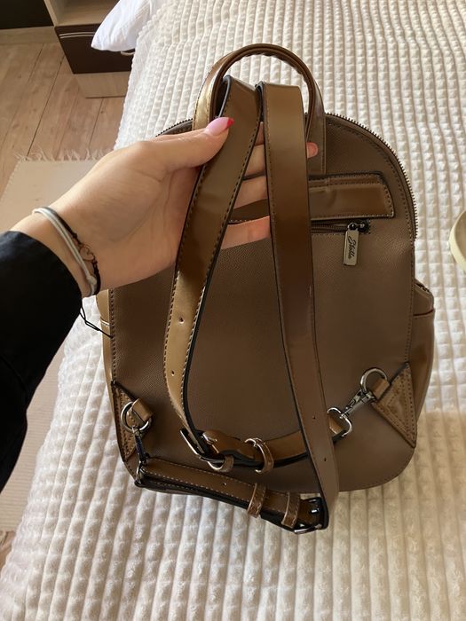 Дамска раница