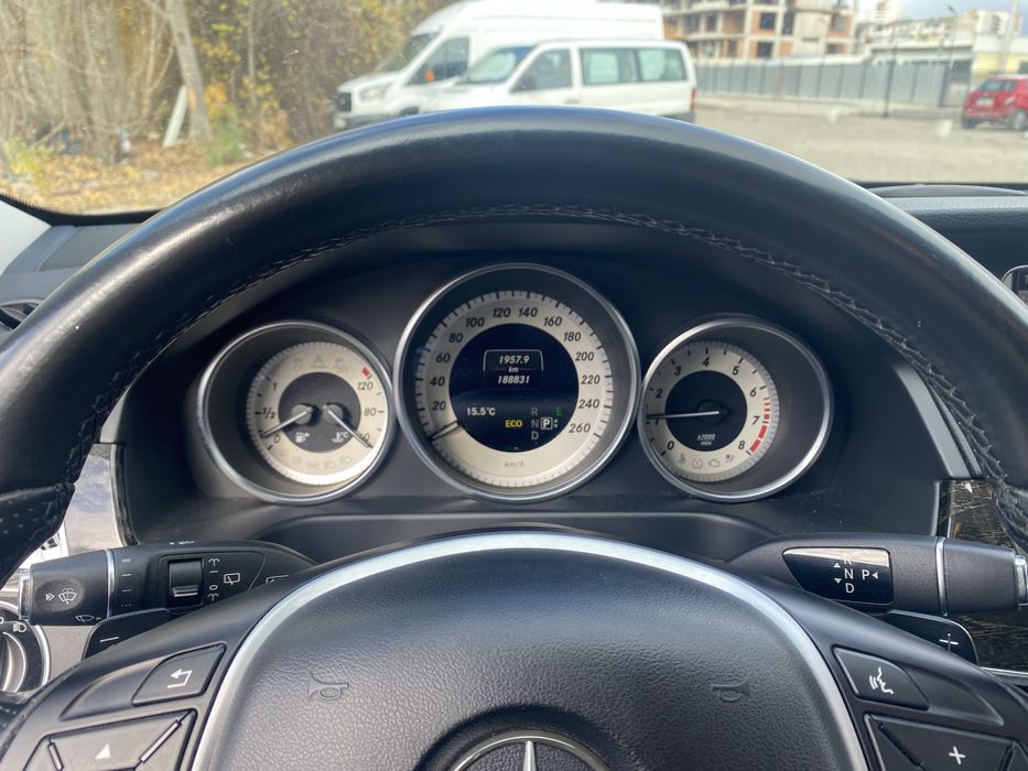 Мерцедес E-класа