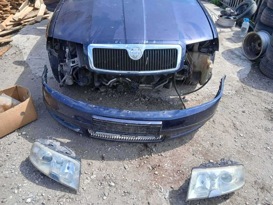 Skoda Superb 2.8 V6, 2003 г на части