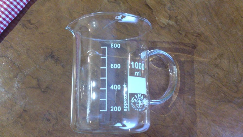 Сет: сервиз за кафе, 2комплекта лъжици,огнеупорна кана и др.