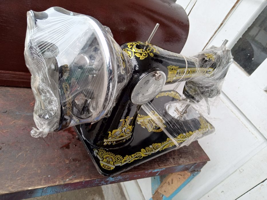 Янги ишлатилмаган 1 чокли зингер