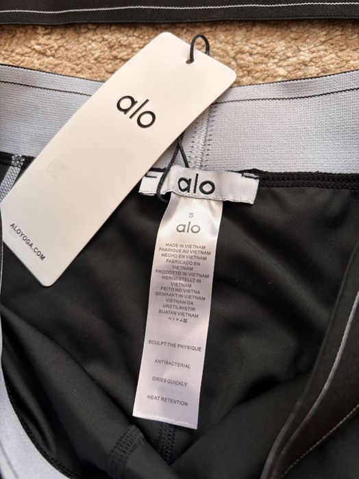 Спортен дамски сет Alo Yoga