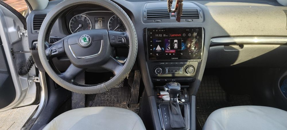 Vând Skoda Octavia 2012